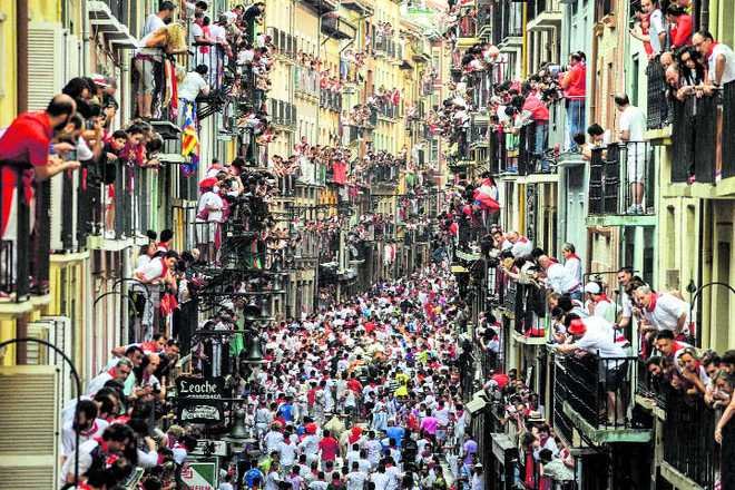 Explore uncrossable rush